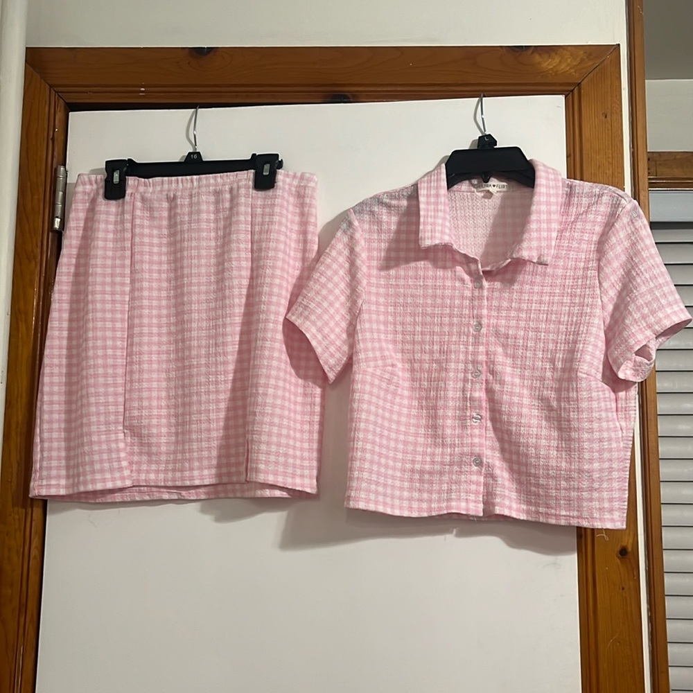 Ultra Flirt Girls 2 Piece skirt set Size L color pink and white